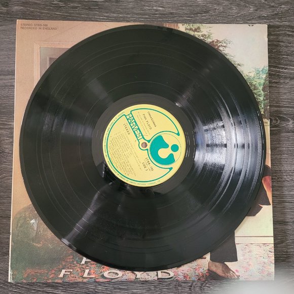 Ummagumma By Pink Floyd Vinyl - Fair Condition - Picture 8 of 8